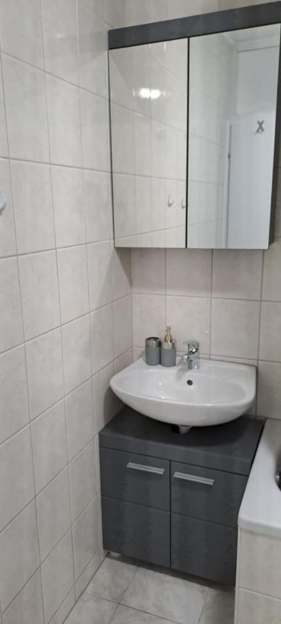 Apartment Anchor Celina Luaran gambar